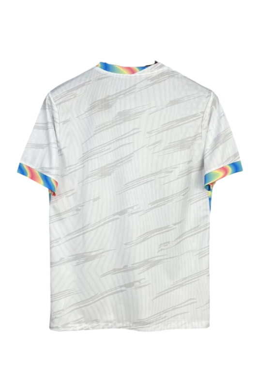 Barcelona White Chrome Kit